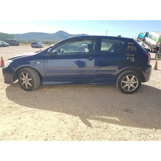TOYOTA COROLLA (E12) '2005 2.0 D-4D SOL BERLINA AZUL