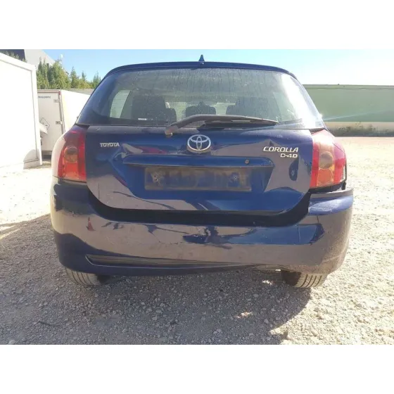 TOYOTA COROLLA (E12) '2005 2.0 D-4D SOL BERLINA AZUL