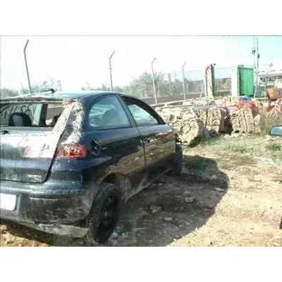 SEAT IBIZA (6L1) '2002 1.9 TDI NEGRO