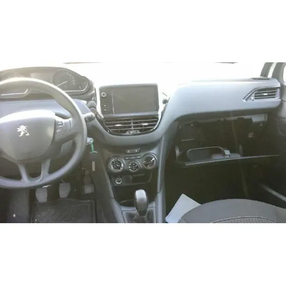 PEUGEOT 208 '2018 STYLE BLANCO
