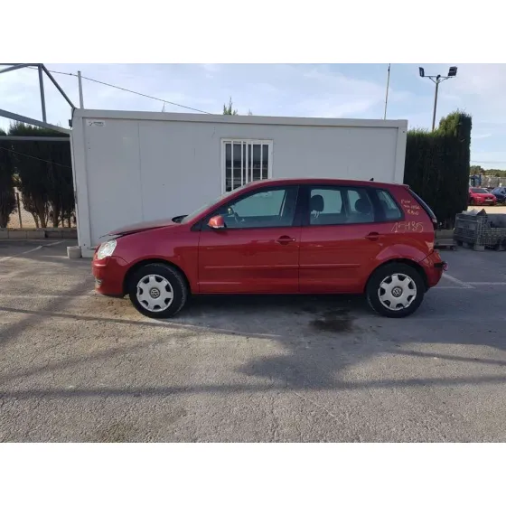 VOLKSWAGEN POLO (9N3) '2006 ADVANCE GRANATE