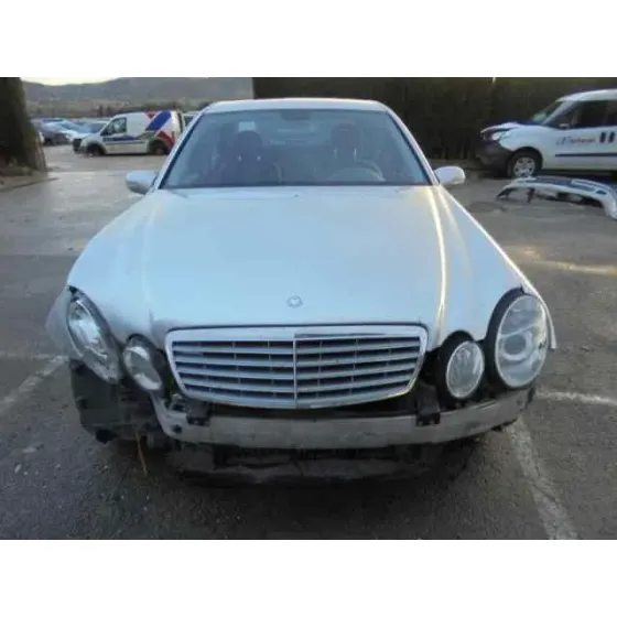 MERCEDES CLASE E (W211) BERLINA '2002 E 320 (211.065) GRIS