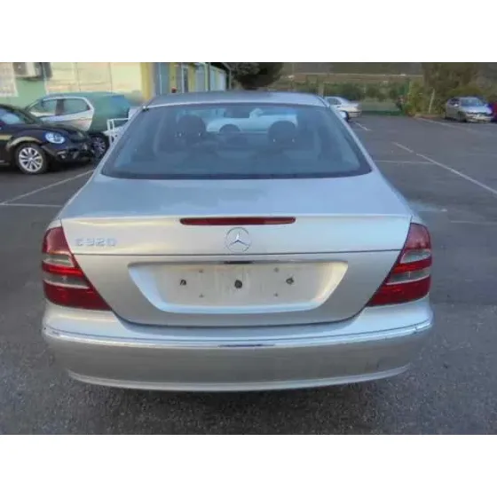 MERCEDES CLASE E (W211) BERLINA '2002 E 320 (211.065) GRIS