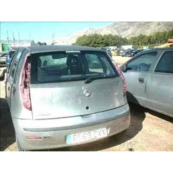 FIAT PUNTO BERLINA (188) '2002 1.2 8V ACTIVE GRIS