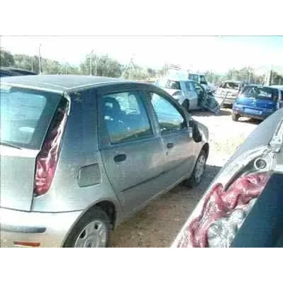 FIAT PUNTO BERLINA (188) '2002 1.2 8V ACTIVE GRIS