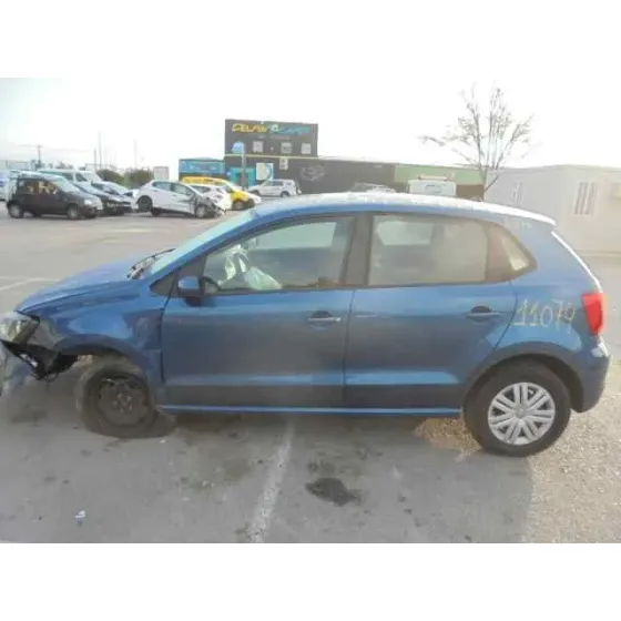 VOLKSWAGEN POLO (6C1) '2015 ADVANCE BLUEMOTION AZUL