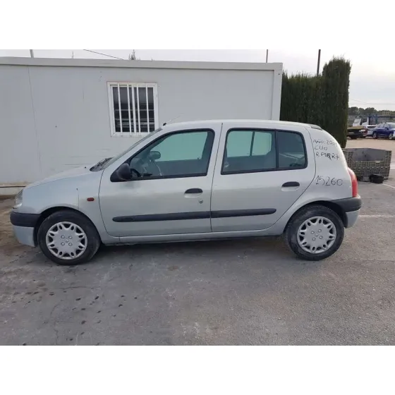 RENAULT CLIO II FASE I (B/CBO) '2001 1.9 D RN GRIS
