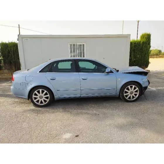 AUDI A4 BERLINA (8E) '2006 2.0 TDI 16V (103KW) AZUL