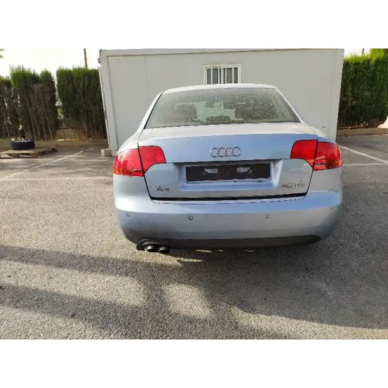 AUDI A4 BERLINA (8E) '2006 2.0 TDI 16V (103KW) AZUL