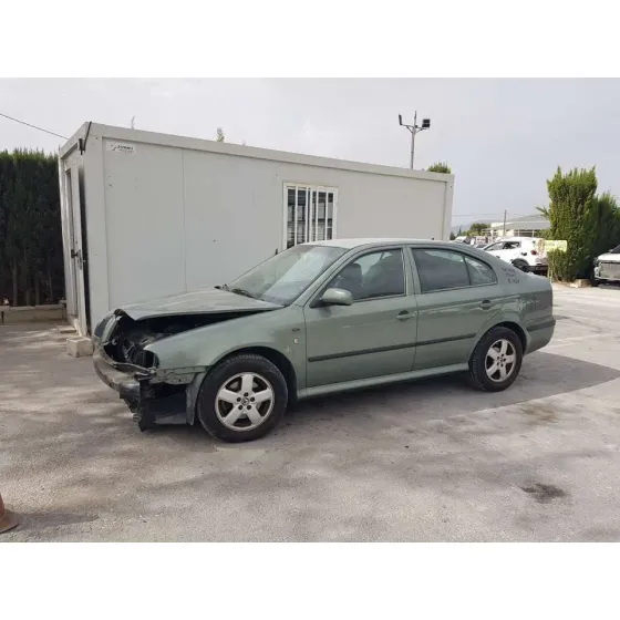 SKODA OCTAVIA BERLINA (1U2) '2001 AMBIENTE VERDE