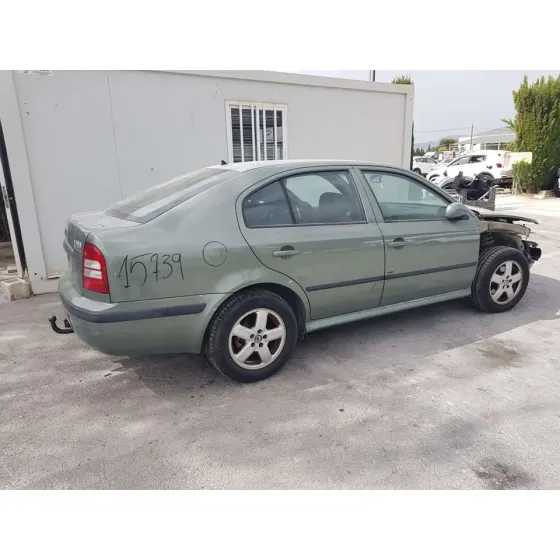 SKODA OCTAVIA BERLINA (1U2) '2001 AMBIENTE VERDE