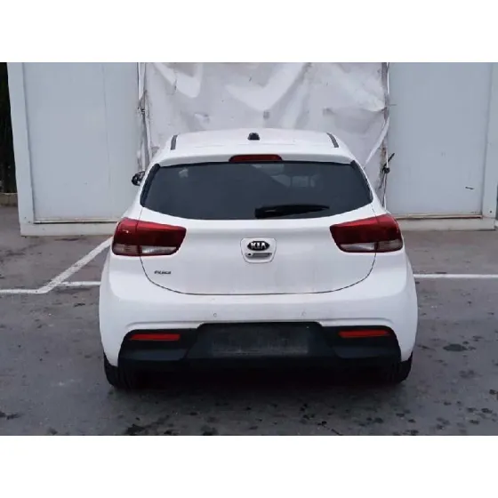 KIA RIO (YB) '2018 ATTRACT BLANCO