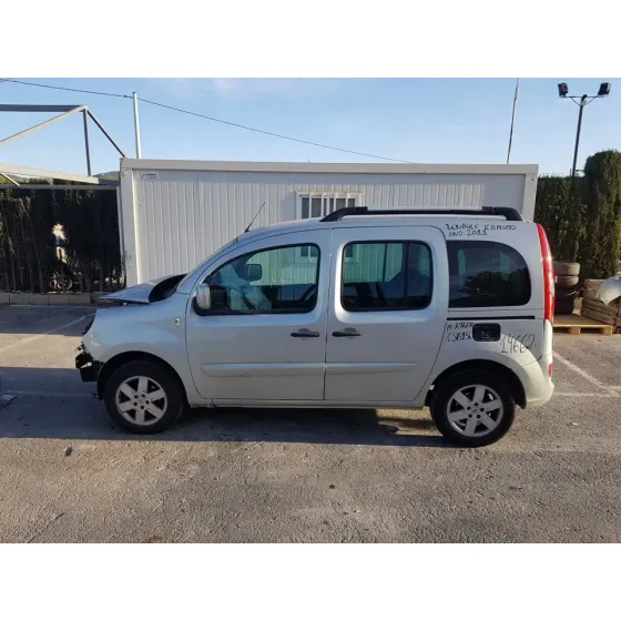 RENAULT KANGOO '2011 FURGON MAXI 5P GRAND COMFORT GRIS