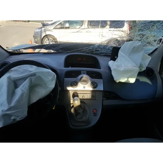 RENAULT KANGOO '2011 FURGON MAXI 5P GRAND COMFORT GRIS