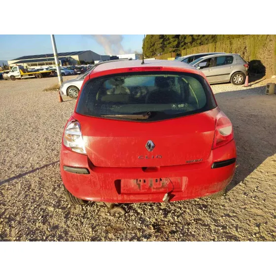 RENAULT CLIO III '2006 DINAMIQUE ROJO