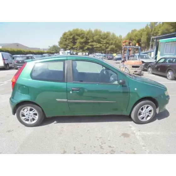 FIAT PUNTO BERLINA (188) '2000 1.2 16V ELX VERDE