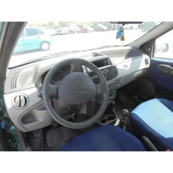 FIAT PUNTO BERLINA (188) '2000 1.2 16V ELX VERDE