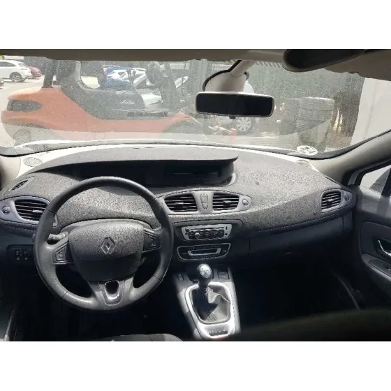 RENAULT SCENIC III '2014 DYNAMIQUE BLANCO