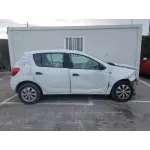 DACIA SANDERO '2016 LAUREATE BLANCO