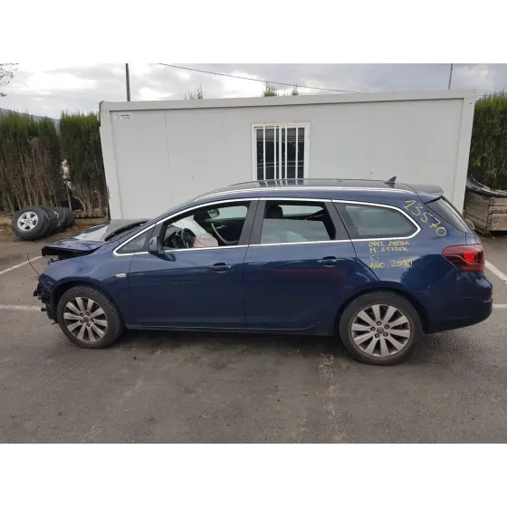 OPEL ASTRA J SPORTS TOURER '2011 SPORT NEGRO