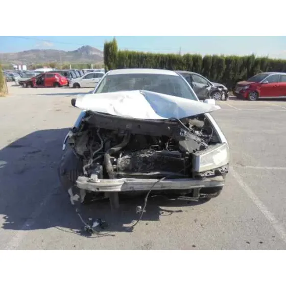 RENAULT MEGANE II BERLINA 5P '2007 CONFORT AUTHENTIQUE BLANCO