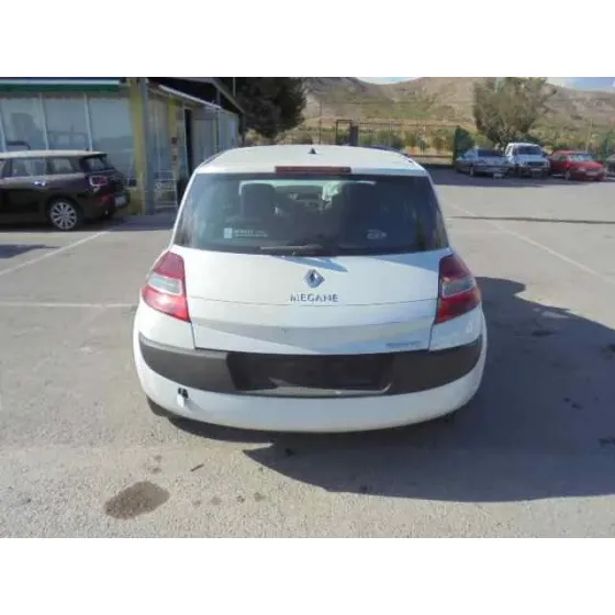 RENAULT MEGANE II BERLINA 5P '2007 CONFORT AUTHENTIQUE BLANCO
