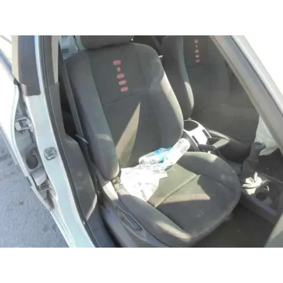 RENAULT MEGANE II BERLINA 5P '2007 CONFORT AUTHENTIQUE BLANCO