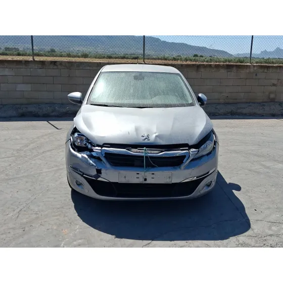 Peugeot 308 II (LB_, LP_, LW_, LH_, L3_) 2013