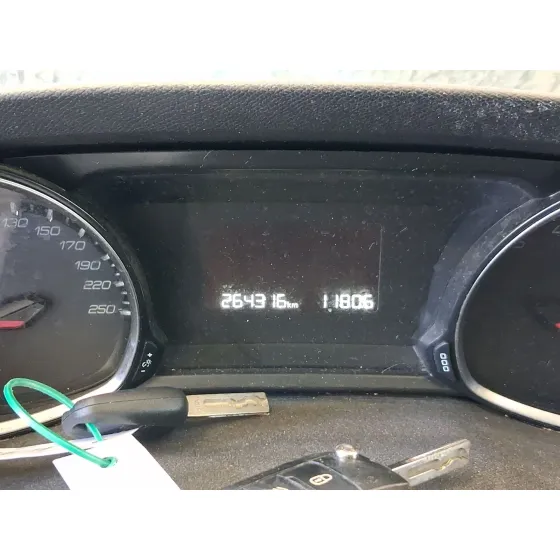 Peugeot 308 II (LB_, LP_, LW_, LH_, L3_) 2013