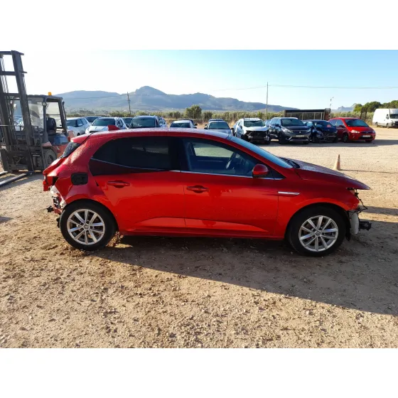 Renault MEGANE IV HATCHBACK (B9A/M/N_) 2015