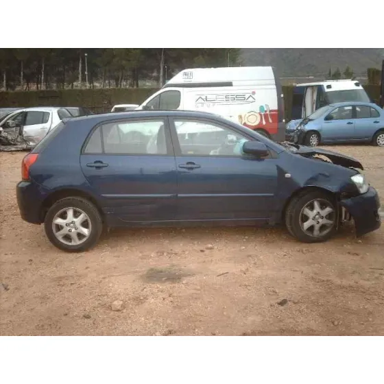 TOYOTA COROLLA (E12) '2006 1.4 D-4D LUNA COMPACT AZUL