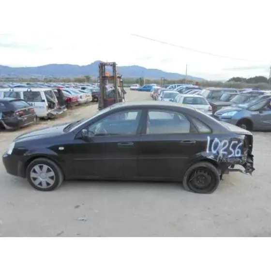 DAEWOO NUBIRA BERLINA '2004 SE NEGRO