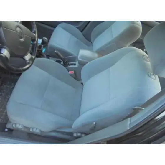 DAEWOO NUBIRA BERLINA '2004 SE NEGRO