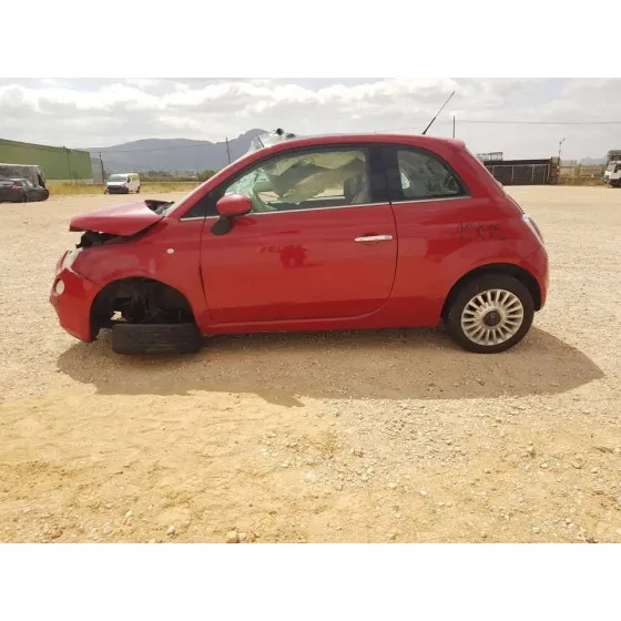 FIAT NUOVA 500 (150) '2012 LOUNGE ROJO