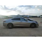 LEXUS ES '2022 300H GRIS