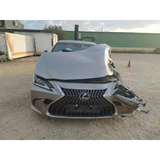 LEXUS ES '2022 300H GRIS