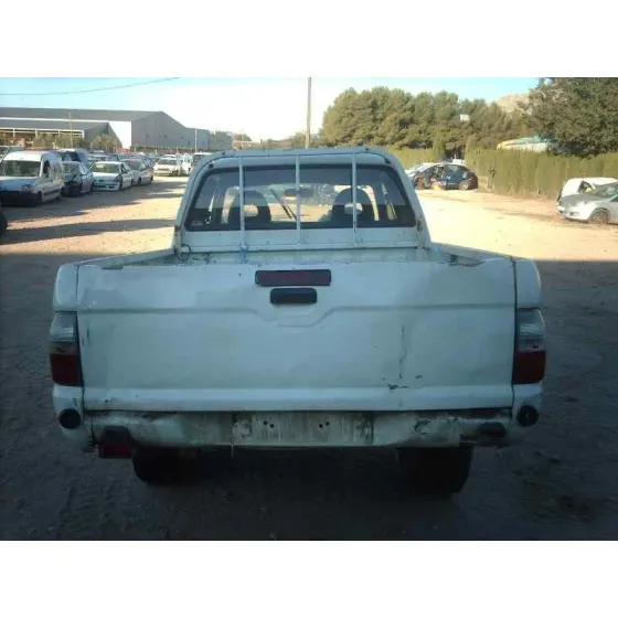 MITSUBISHI L 200 (K6/7) '2005 2500 TD MAGNUM CLUB CAB (2-PTAS.) BLANCO