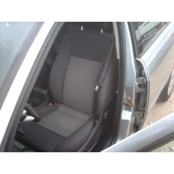 FORD MONDEO BERLINA (GE) '2003 AMBIENTE (06.2003->) (D) GRIS