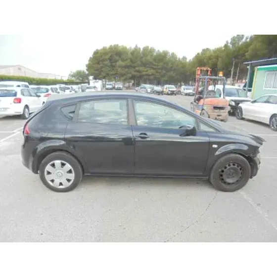 SEAT LEON (1P1) '2006 REFERENCE NEGRO