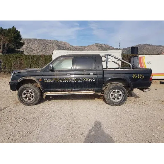 MITSUBISHI L 200 (K60T) '1998 2.5 TD 4WD (4-PTAS) NEGRO
