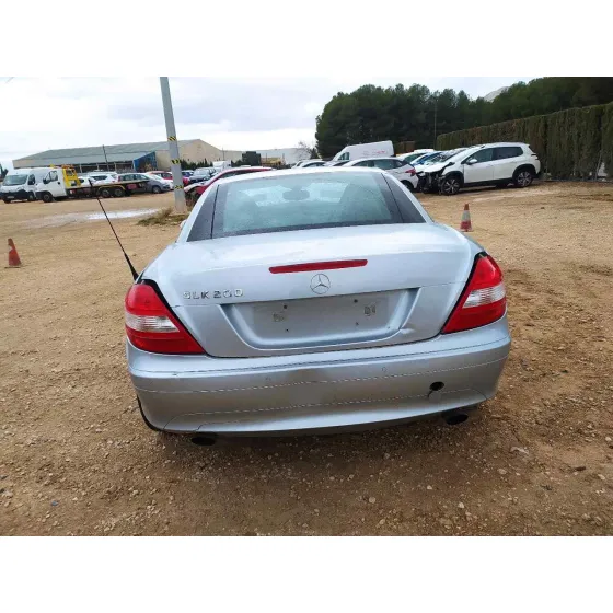 MERCEDES CLASE SLK (W171) ROADSTER '2005 SLK 200 KOMPRESSOR GRIS