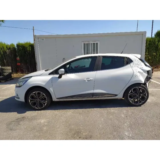 RENAULT CLIO IV '2018 LIMITED BLANCO
