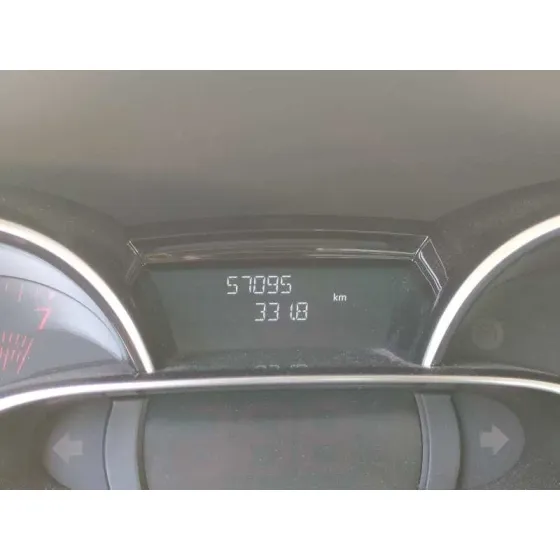 RENAULT CLIO IV '2018 LIMITED BLANCO