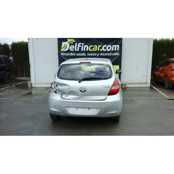 HYUNDAI I20 '2011 CLASSIC GRIS PLATA