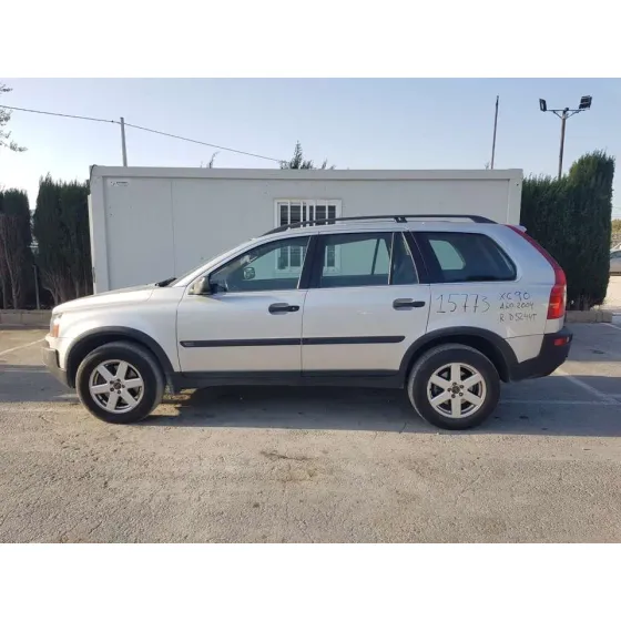 VOLVO XC90 '2004 D5 SUMMUM (7 ASIENTOS) GRIS