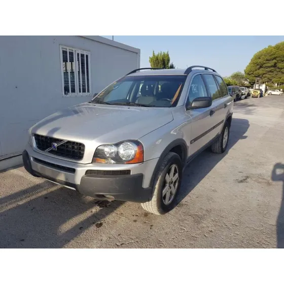 VOLVO XC90 '2004 D5 SUMMUM (7 ASIENTOS) GRIS