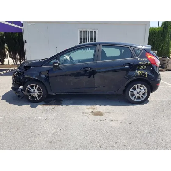 FORD FIESTA (CCN) '2016 TREND NEGRO