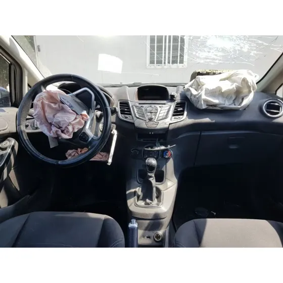 FORD FIESTA (CCN) '2016 TREND NEGRO