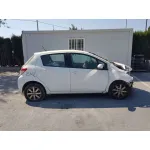 TOYOTA YARIS '2013 ACTIVE BLANCO