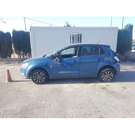 VOLKSWAGEN POLO (6R1) '2014 ADVANCE AZUL